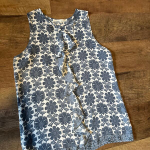 Women's Violet + Claire Blue & White Floral Ruffle Tank Top S
